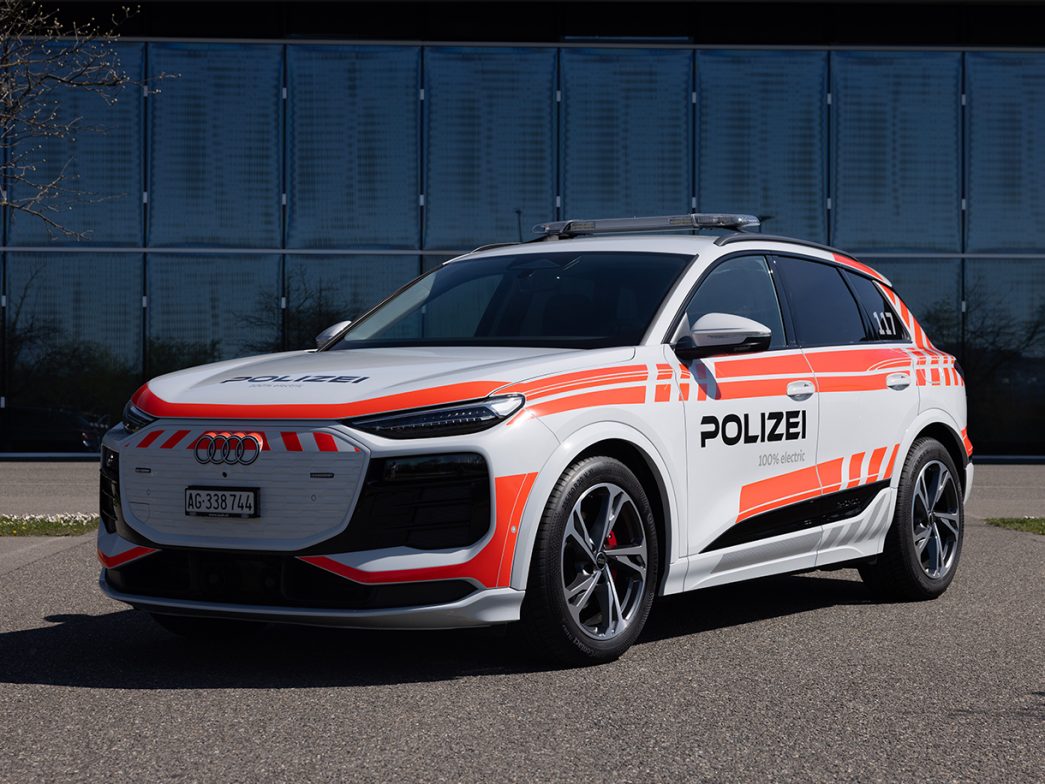 Patrouillenfahrzeug Audi Q6 e-tron quattro