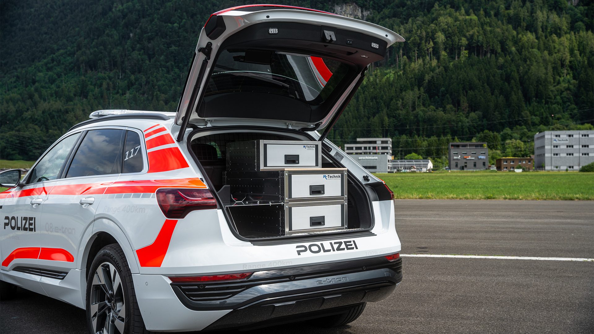 Einbauten und Lösungen AMAG Import