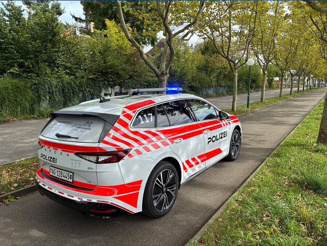 Skoda ENYAQ 85x 4x4 (BEV) Polizei